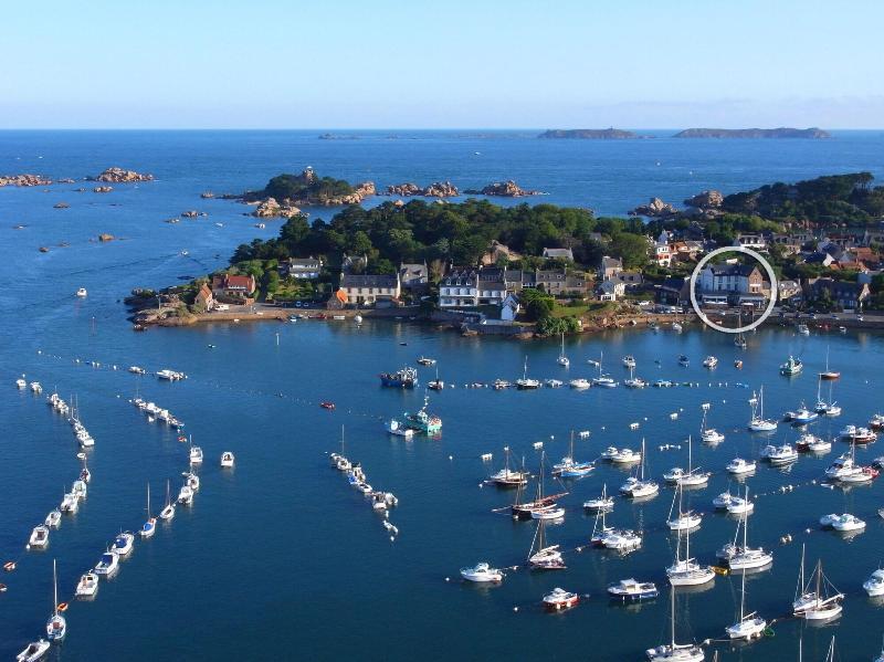 Hotel Des Rochers Perros-Guirec Bagian luar foto