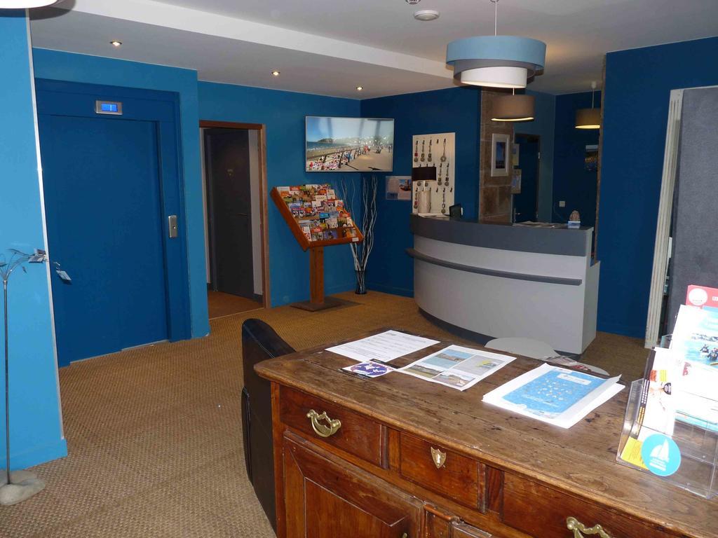 Hotel Des Rochers Perros-Guirec Bagian luar foto